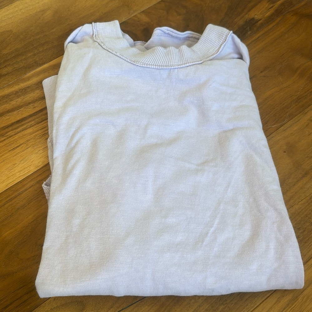 American Eagle light purple long sleeve shirt